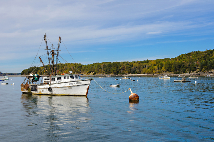 Fishing Boat in Bar Harbor - Entouriste