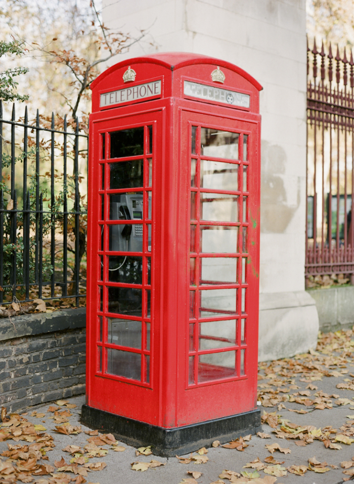 London Phone Booth Entouriste   London Phone Booth 700x956 