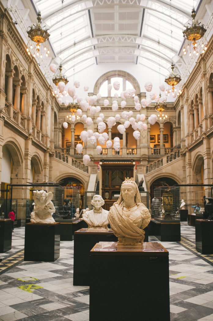 Kelvingrove Museum Bust Entouriste   Kelvingrove Museum Bust 697x1050 