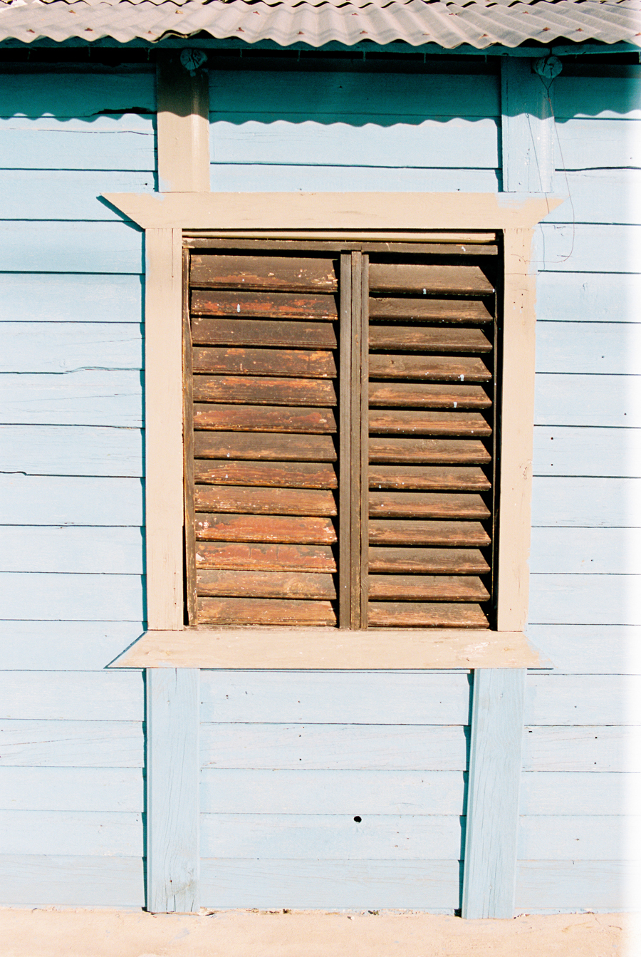 Wooden Shutters in the Dominican Republic - Entouriste