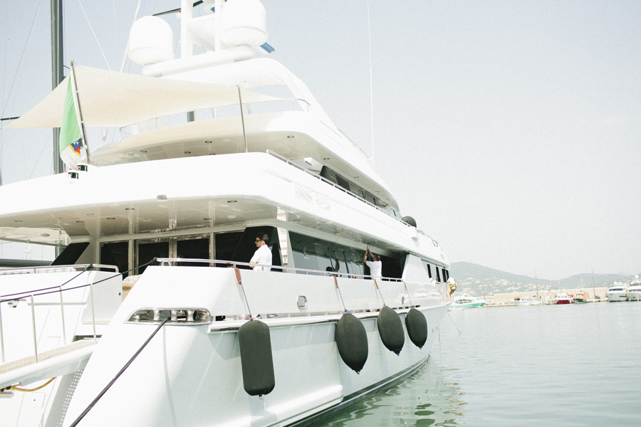 yacht docking in st tropez