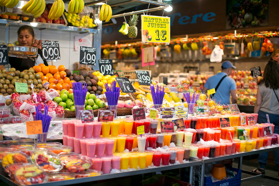 Fresh Fruit Smoothies in Barcelona Spain - Entouriste