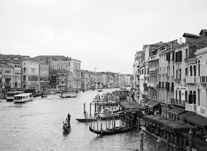 Venice in Black and White - Entouriste